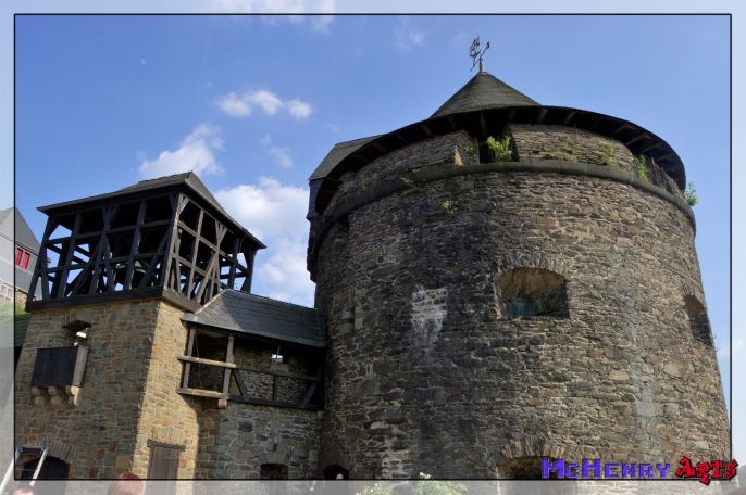 Artillery battery siege tower Walpurgisfest Schloß Burg, Solingen, Germany